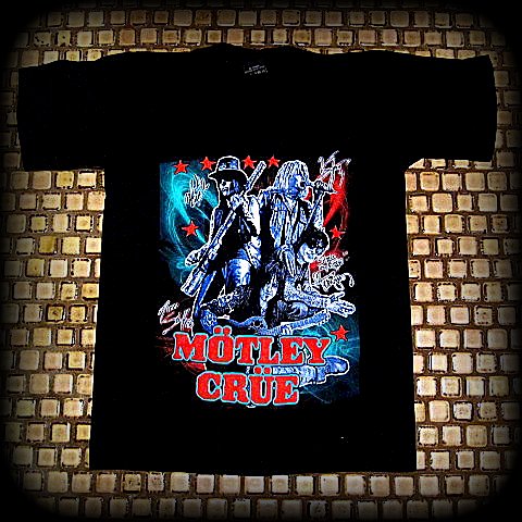 MOTLEY CRUE - Rare 2009   Two Sided Printed -Tour - T-Shirt
